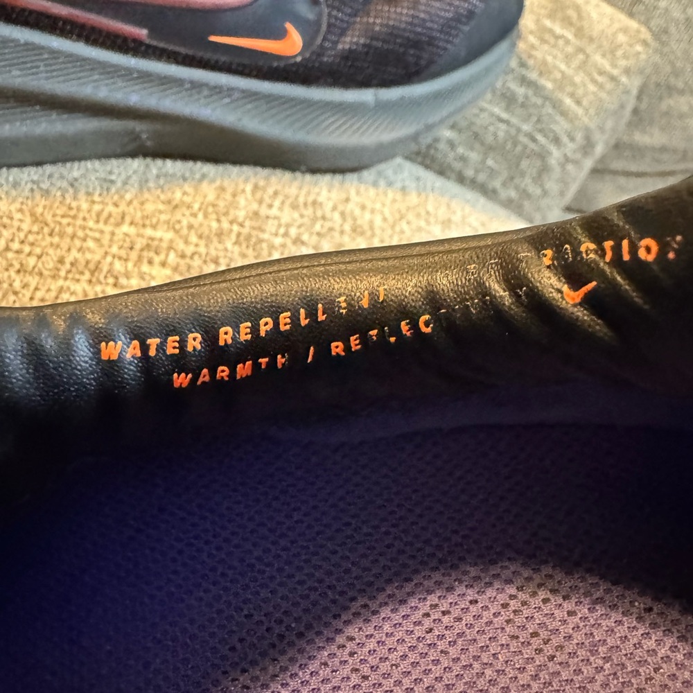 Nike Zoom Winflo 8 Shield Men’s Black/Orange Water Resistant Size 12 - Picture 9 of 13